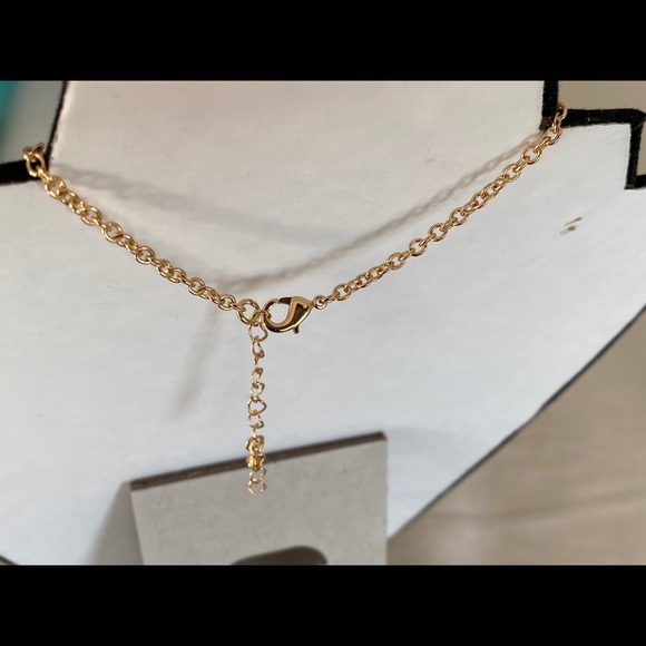 Smooth cut stone necklace - Picture 3 of 7